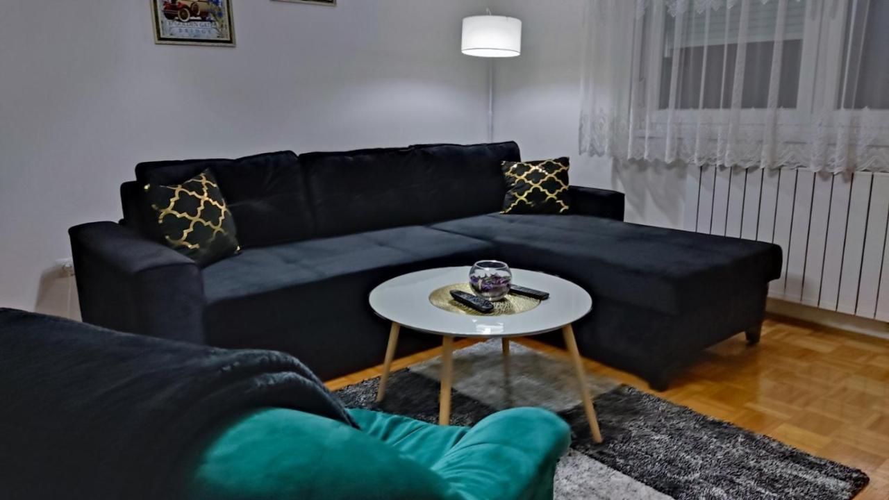 Apartman Carica Visoko Exteriör bild