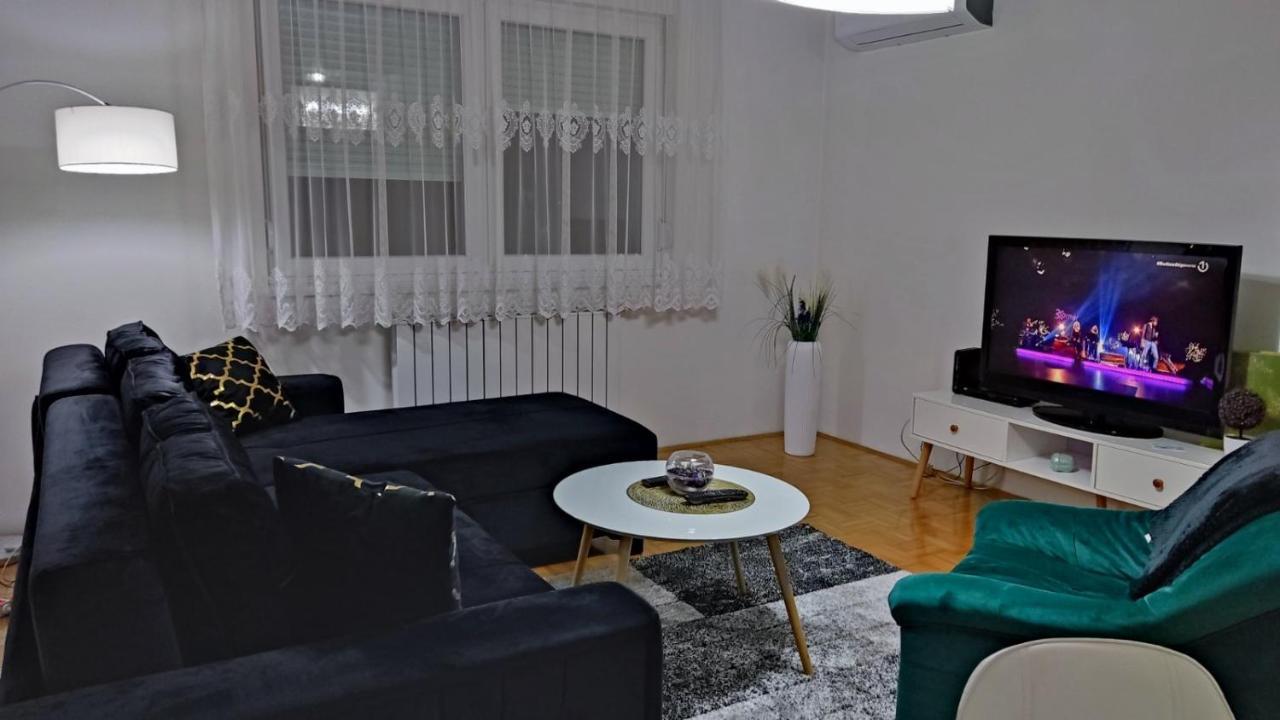 Apartman Carica Visoko Exteriör bild